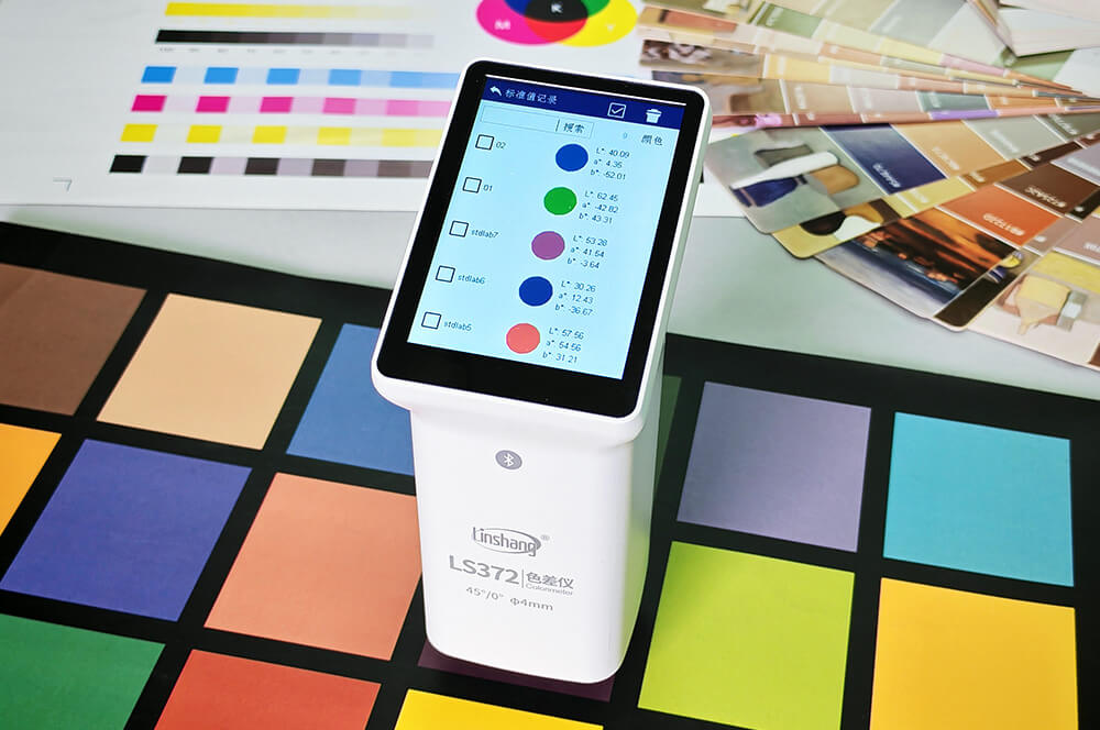 ls372分光色差仪保存标准颜色